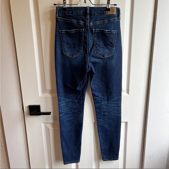 Curvy Super High-Waisted Jegging - Picture 2 of 2